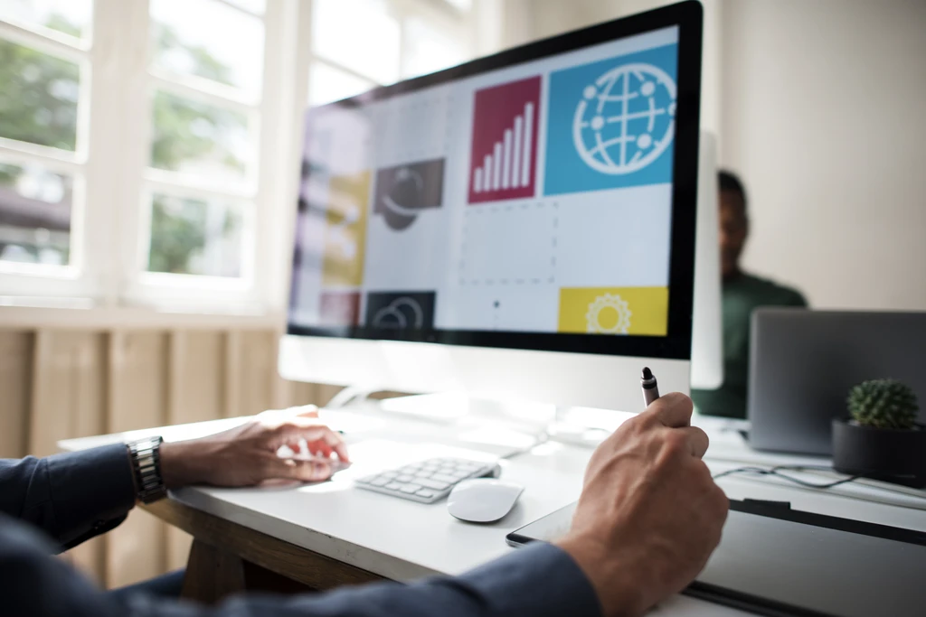 Ücretsiz Web Sitesi Oluşturma